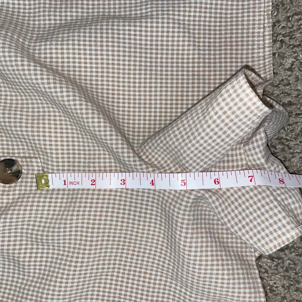 Chic Gingham Button-Front Romper with Tie Waist - Picture 5 of 5
